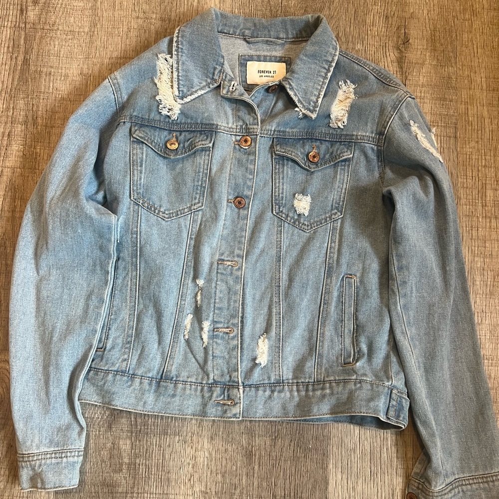 Forever 21 Denim Distressed Light Blue/Light Was Denim Jacket size S